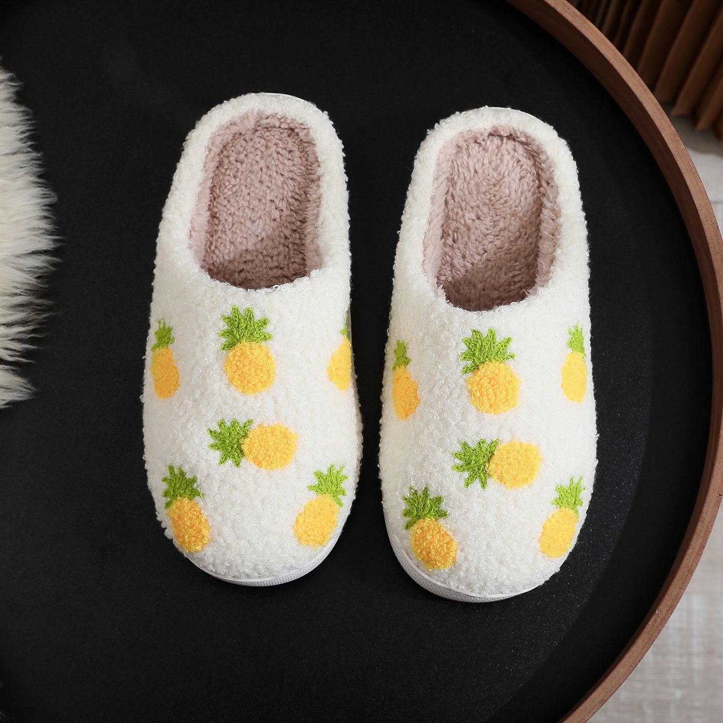 Countryside Fruit Pattern Fuzzy Slippers