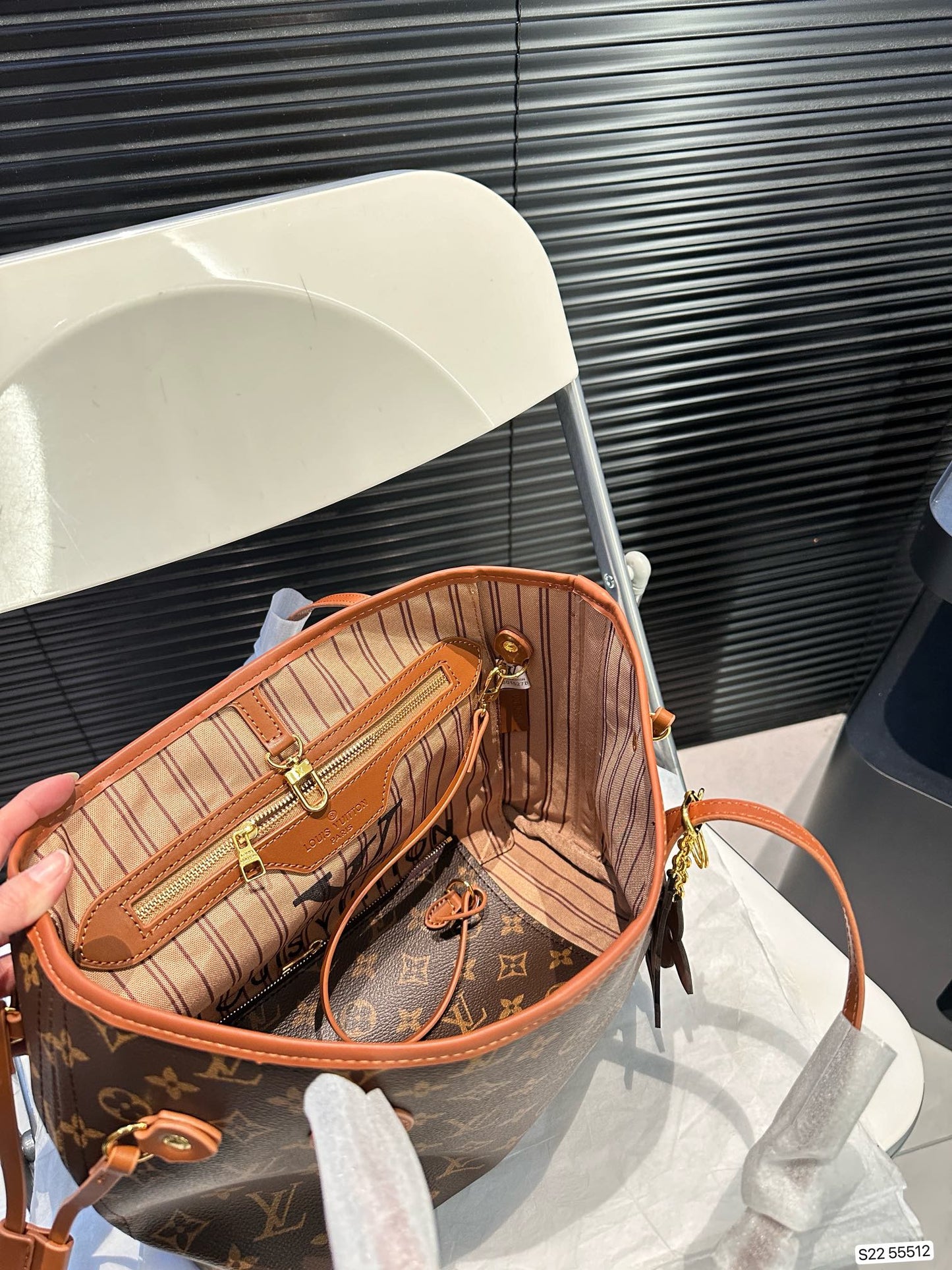 Neverfull PM Monogram Tote Bag