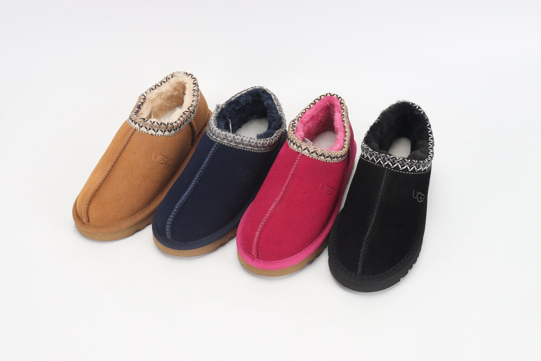 Tasman II Embroidered Slippers