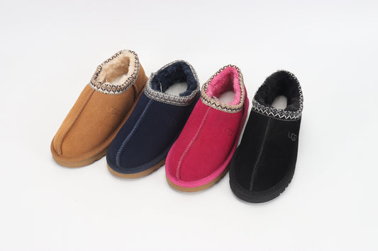 Tasman II Embroidered Slippers