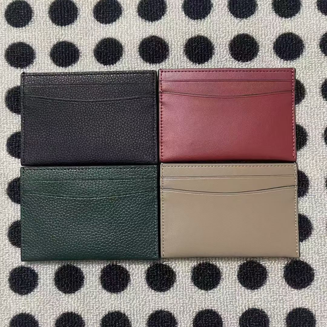 Essential Card Case