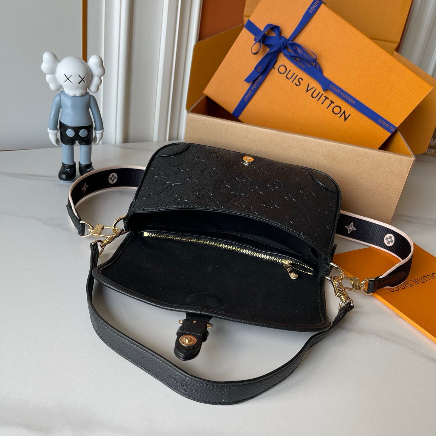 Quality DIANE Crossbody Bag Free Shipping