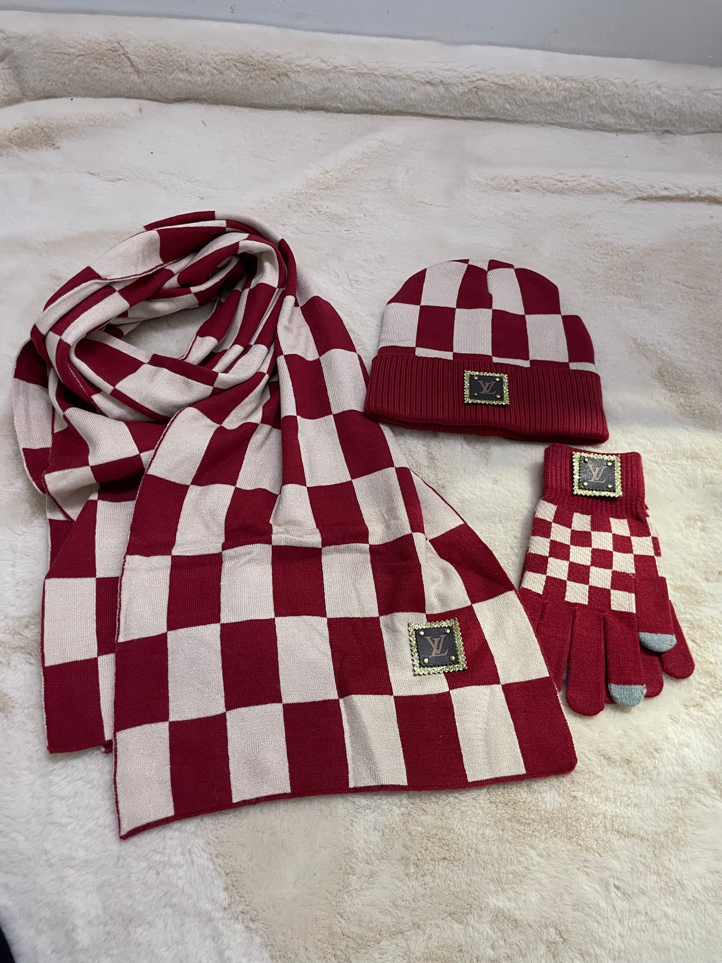 Checkered Wool Beanie Scarf Gloves 3pcs Set