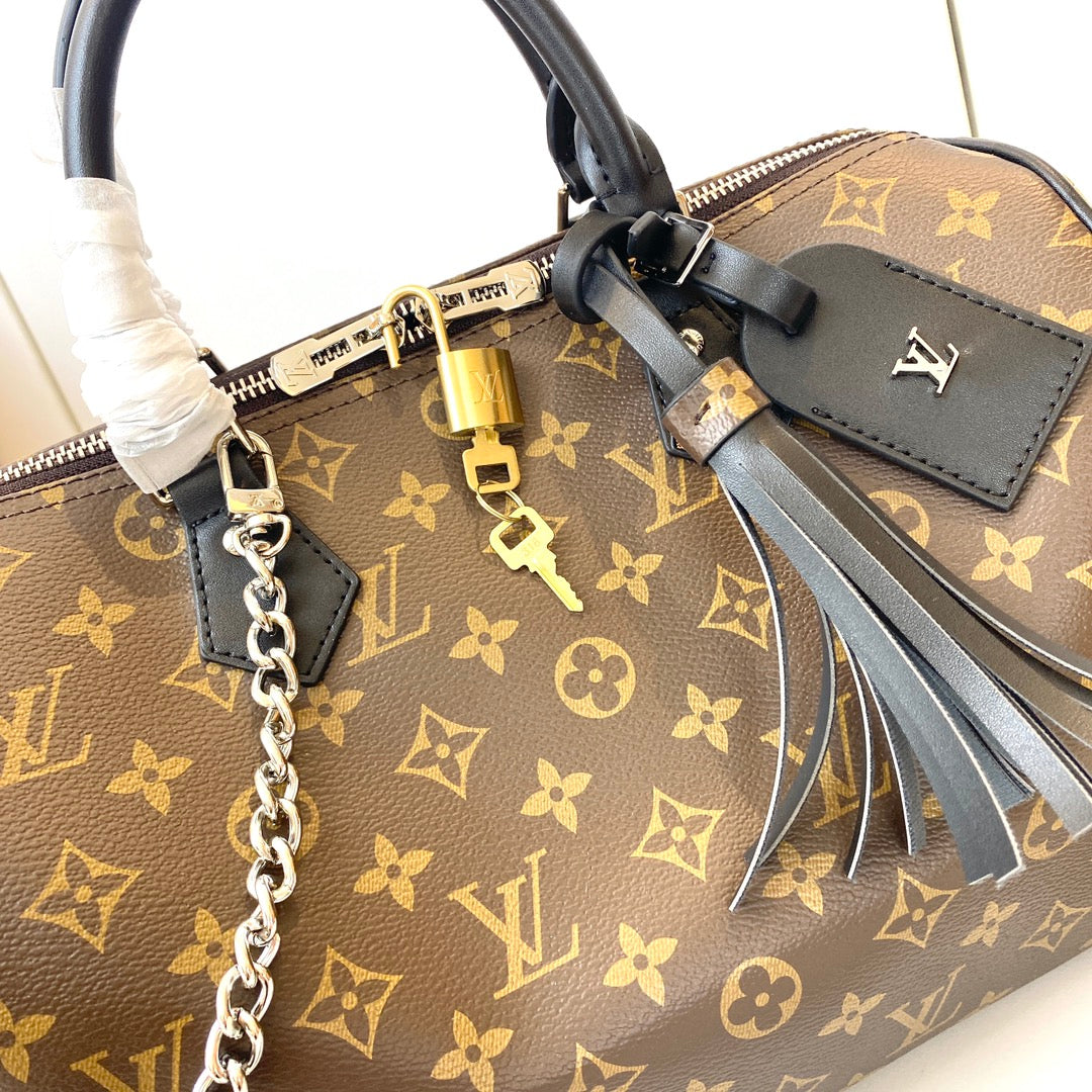 Speedy Soft 30 Crafty Monogram