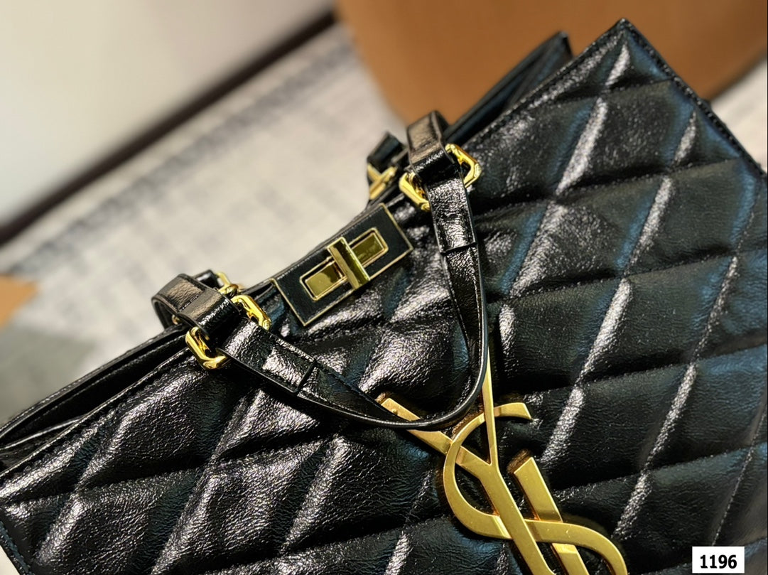 Lambskin Quilted Maxi Icare Shopping Tote