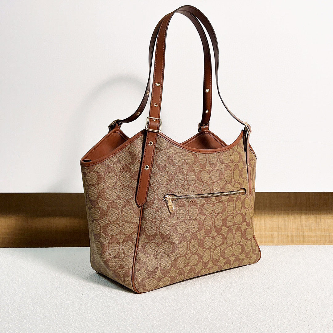 Meadow Shoulder Bag