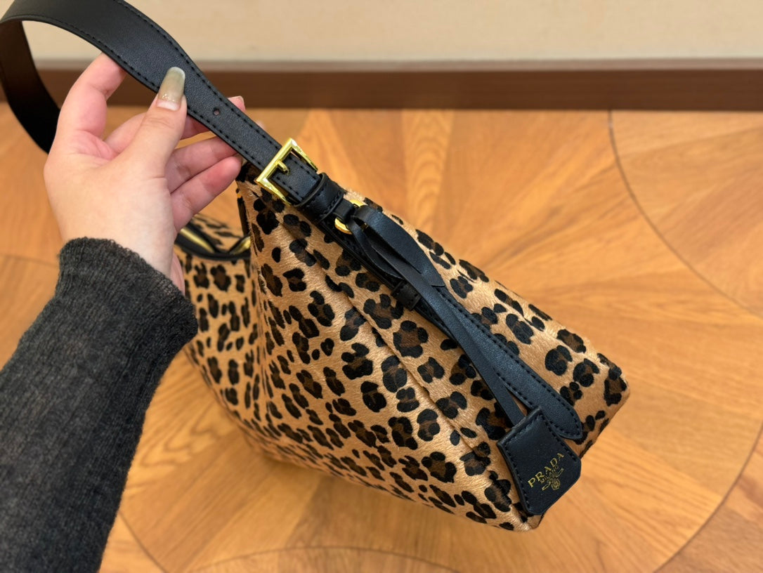 Leopard Print Snap Hobo