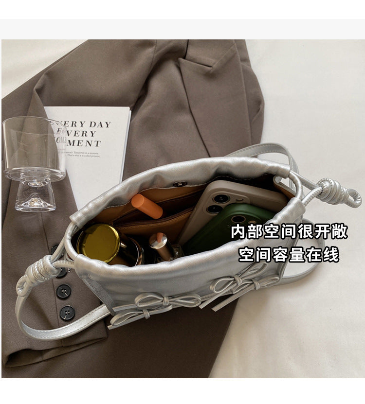 Bow decor Beige saddle bag