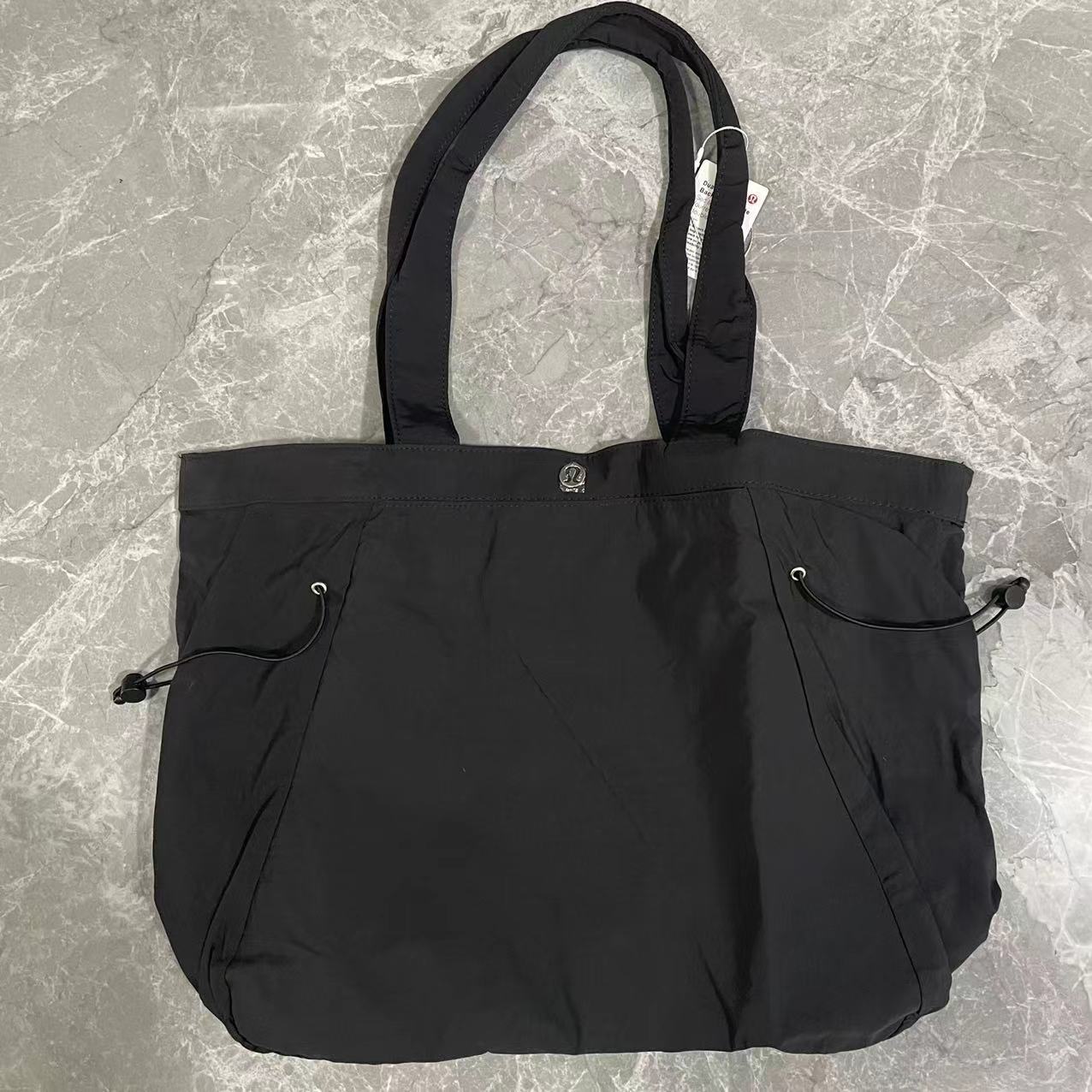 Side-Cinch Shopper Bag