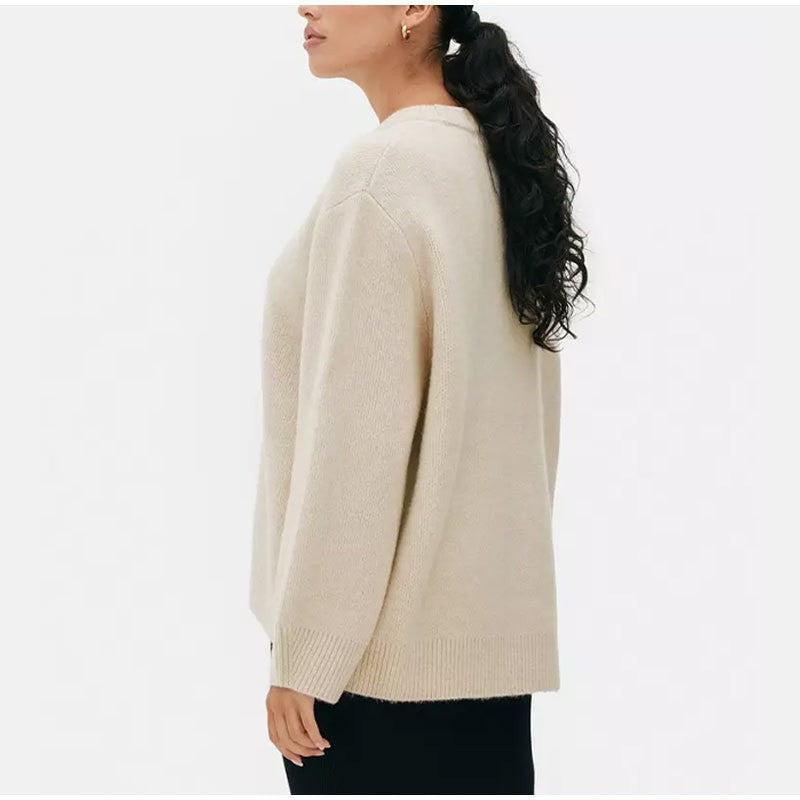 Round Neck Knitted Sweater