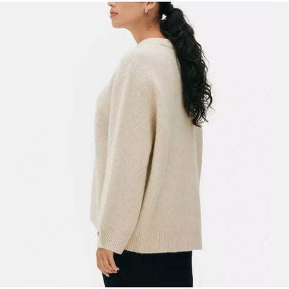 Round Neck Knitted Sweater