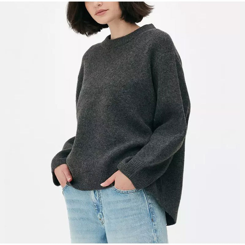 Round Neck Knitted Sweater