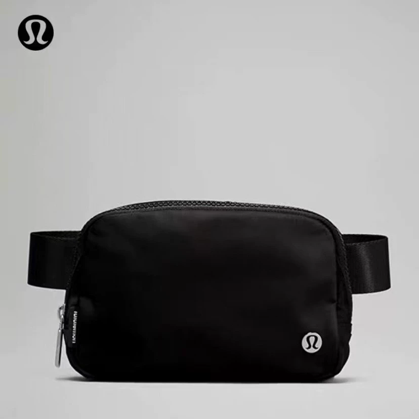 Lulu belt bag with metal logo