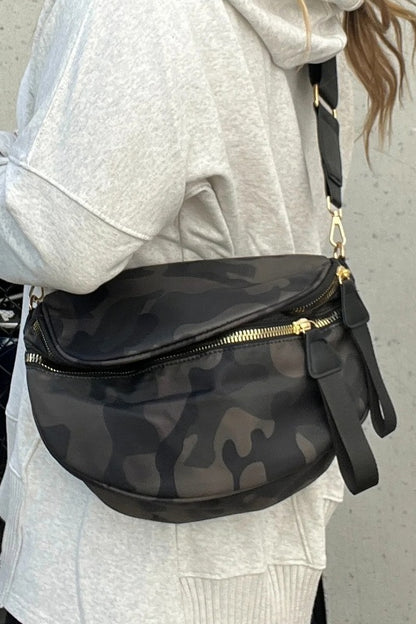 Women Checked Camo Crossbody Bag