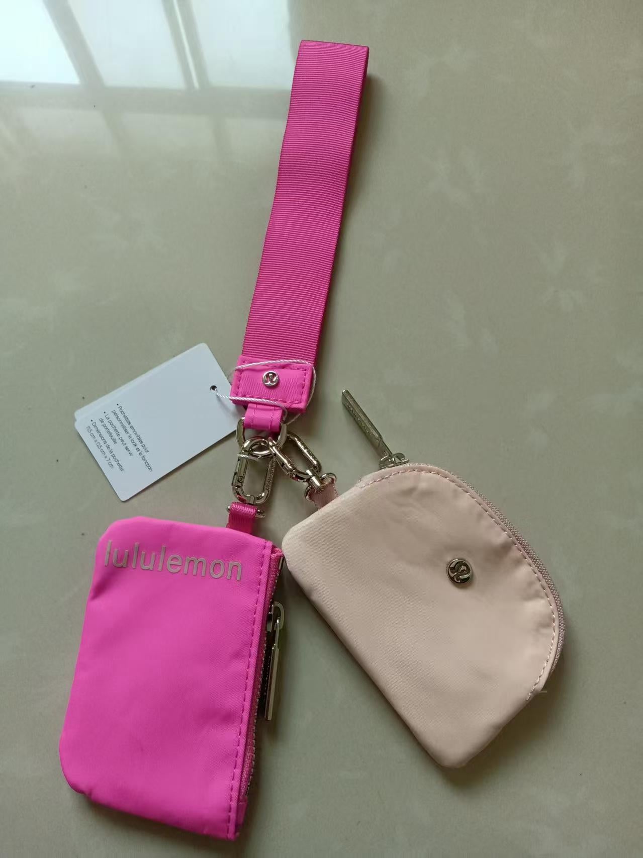 Lulu Keychain Wristlet Purse