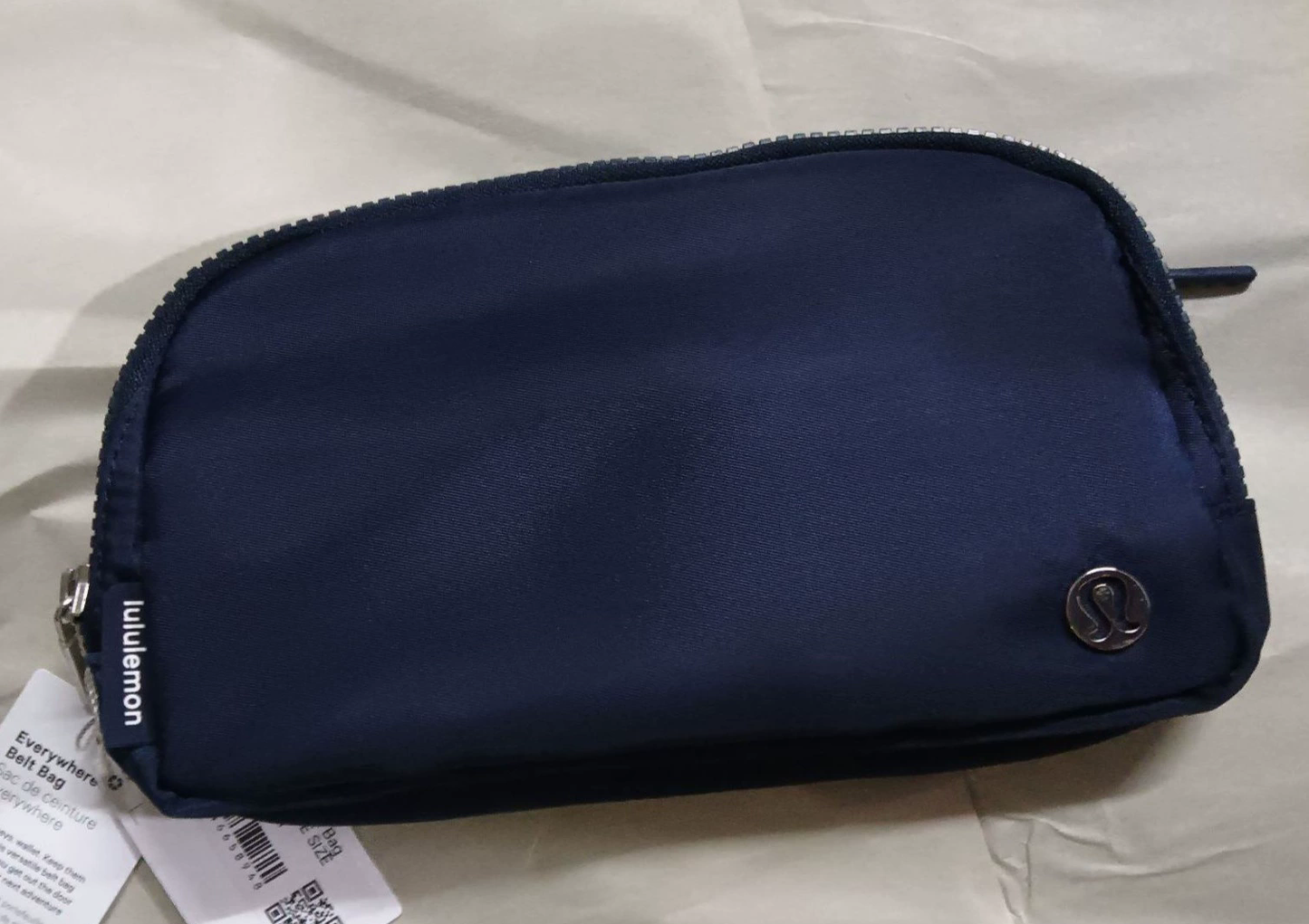 Lulu belt bag with metal logo