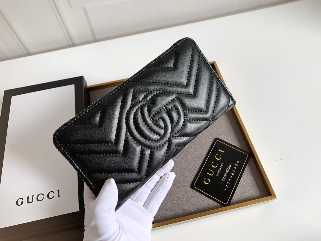 Black Leather GG Marmont Card Case Wallet