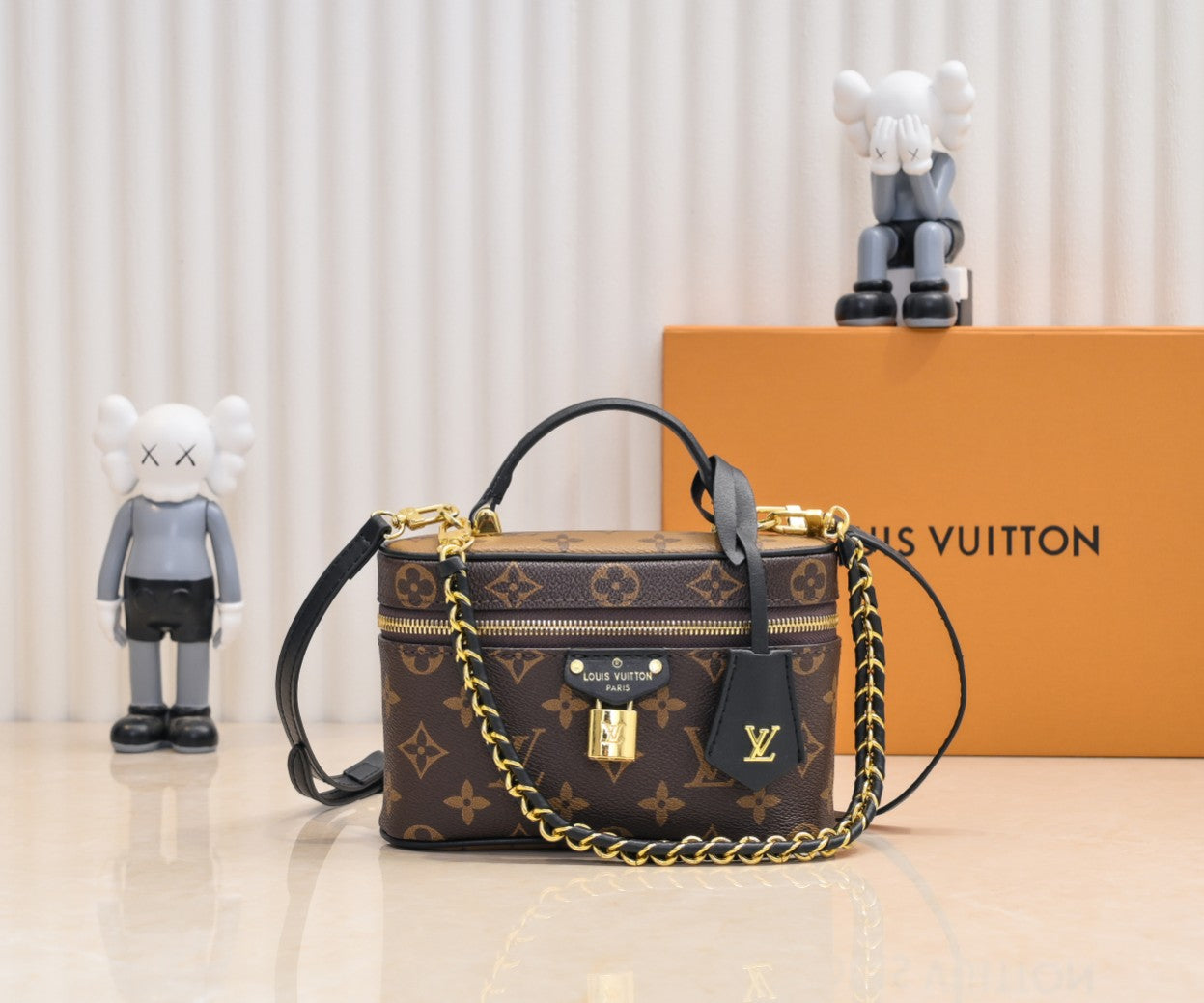 Vanity Chain Pouch