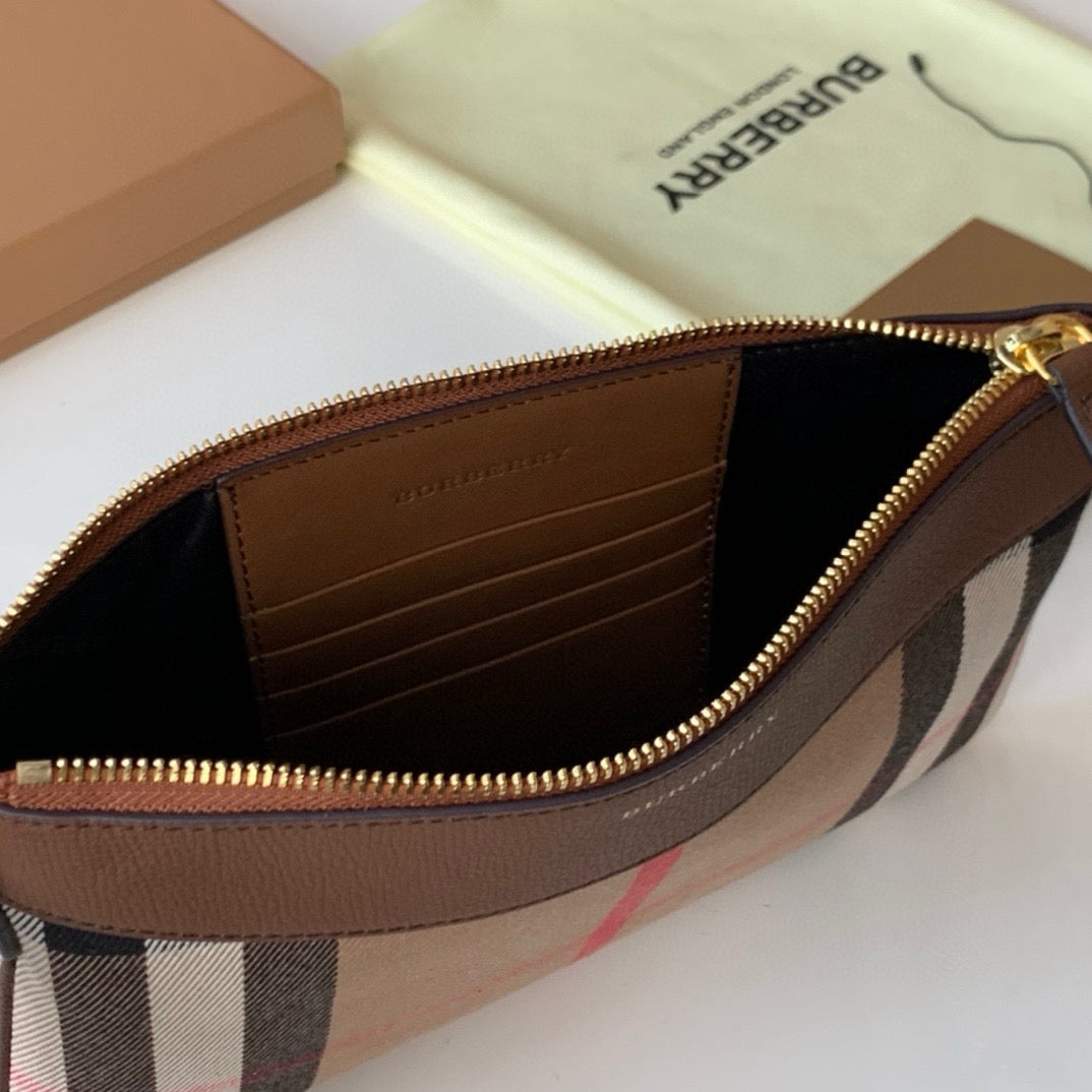 House Check Derby Peyton Crossbody Clutch Bag