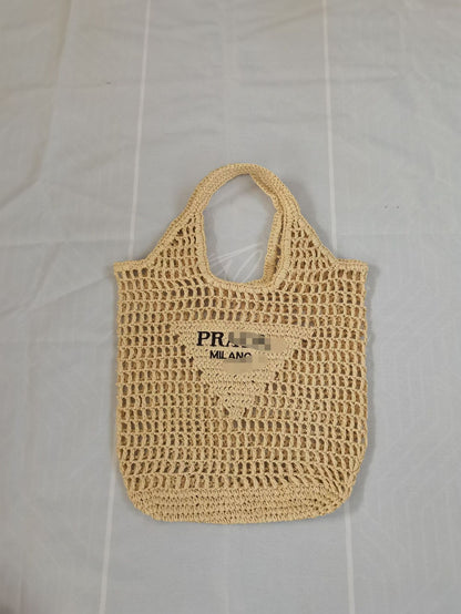 Natural Raffia Knit Tote Bag