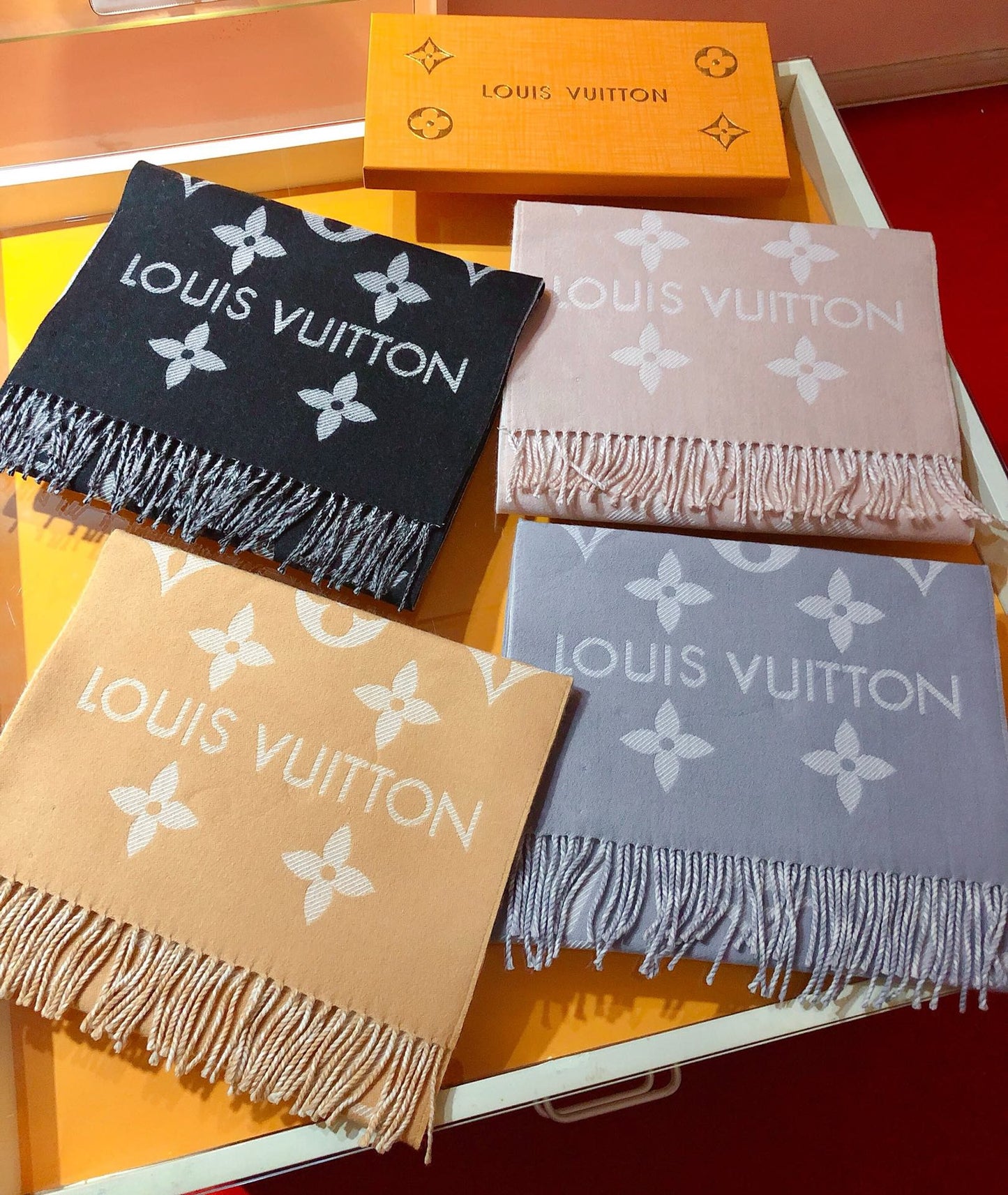 Double-Sided Jacquard Imitation Cashmere Monogram Scarf