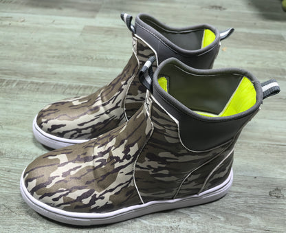HUK Slip - on Ankle Boots