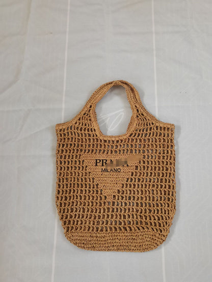 Natural Raffia Knit Tote Bag